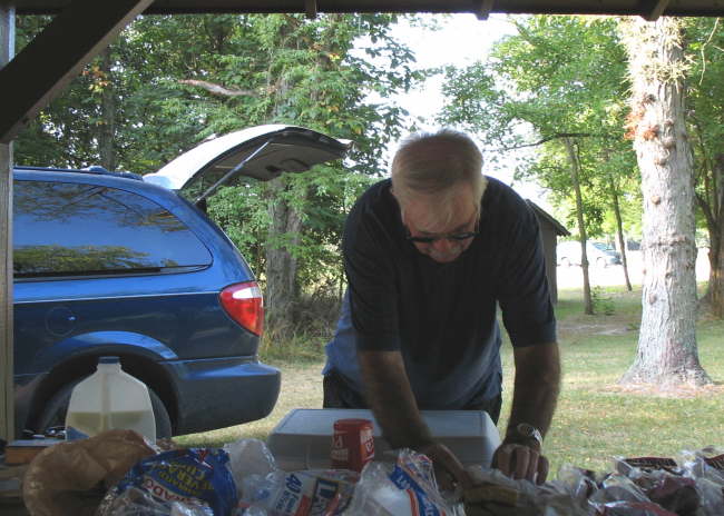 Fitzjarrald Reunion - Ernie getting some breakfast