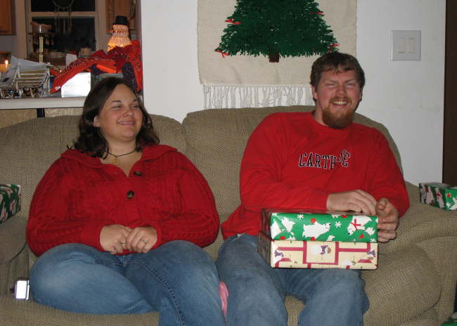 Amanda & Zac - Christmas 06